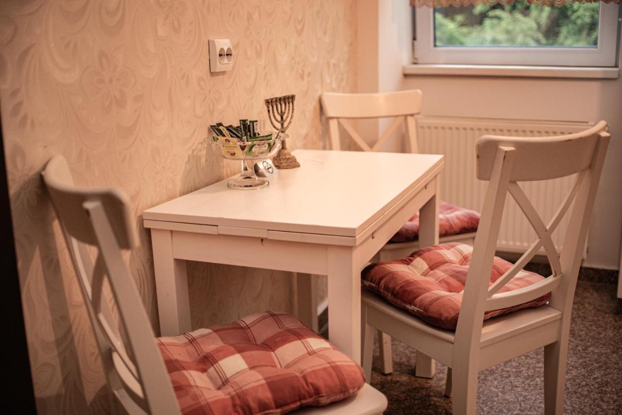 Forest Therapy Suite - Sub Padure Grand Comfort Брашов Экстерьер фото
